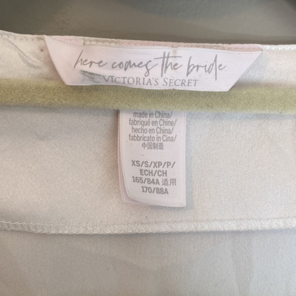 Victoria Secret BRIDE Robe - Picture 5 of 6